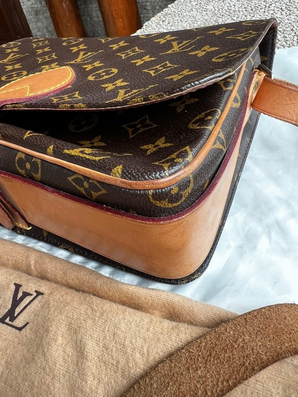 Authentic Louis Vuitton Vintage Cartouchière MM Monogram Crossbody - Picture 6 of 16
